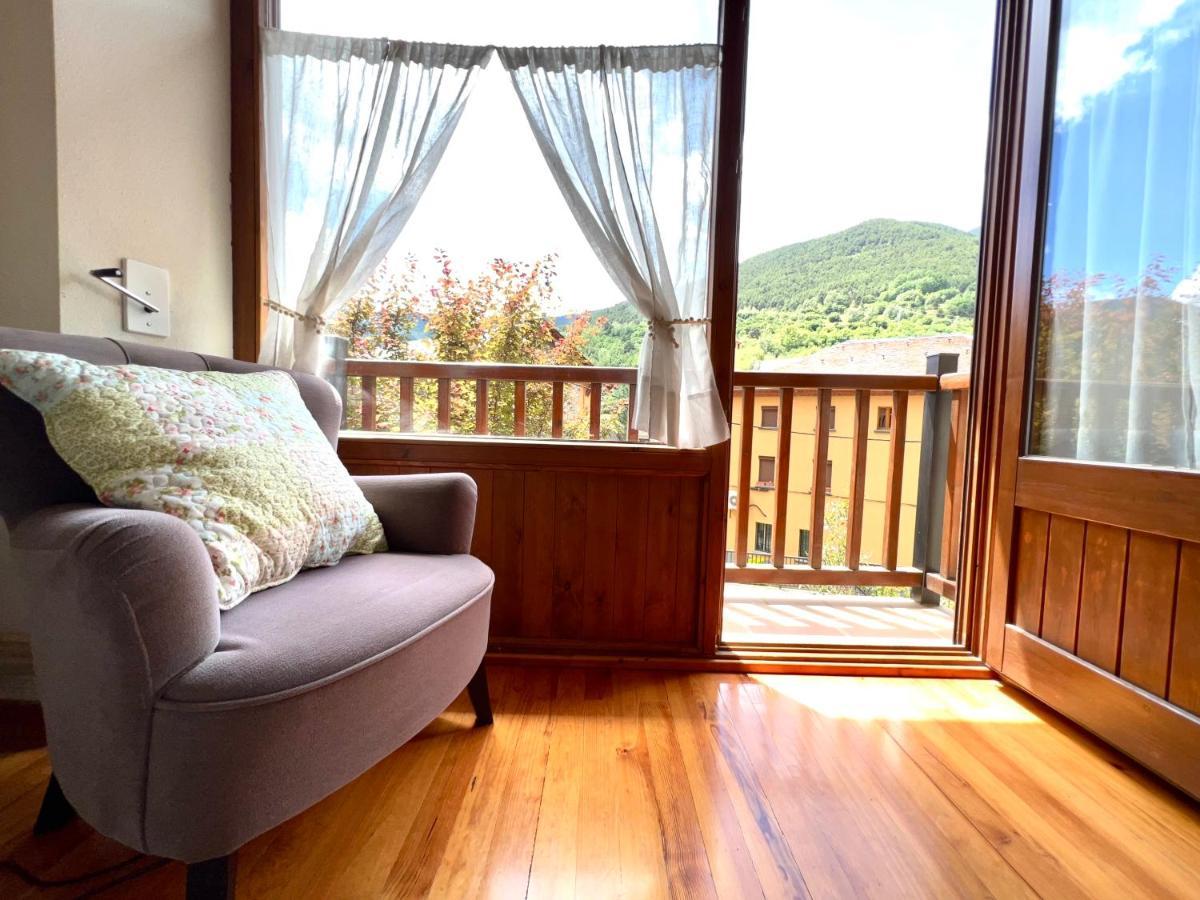 Apartament Deluxe Espot - L'Amfitriona Ngoại thất bức ảnh