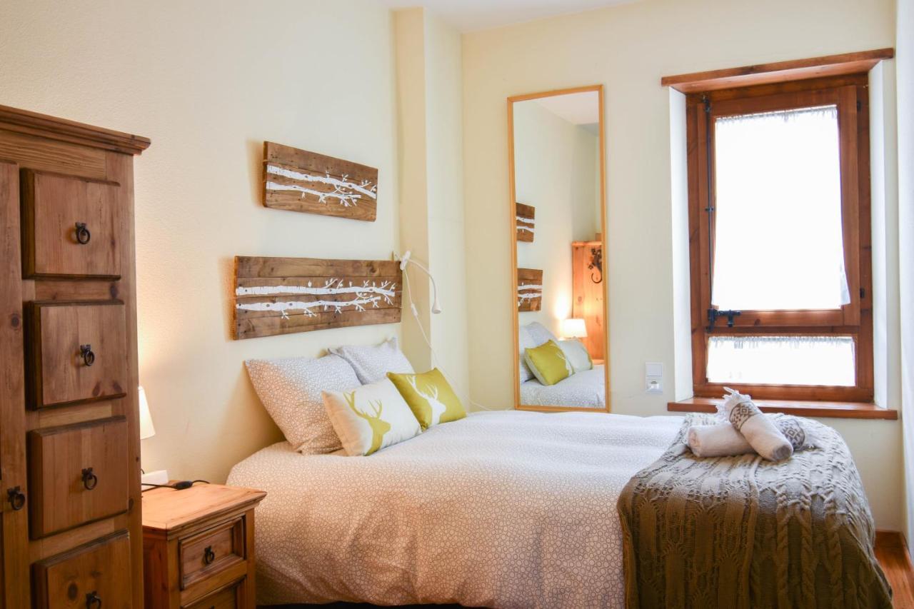 Apartament Deluxe Espot - L'Amfitriona Ngoại thất bức ảnh