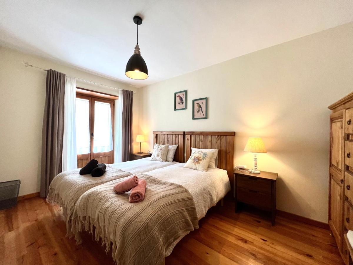 Apartament Deluxe Espot - L'Amfitriona Ngoại thất bức ảnh